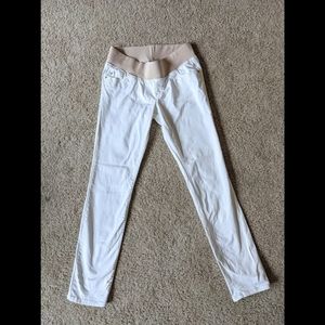 Maternity skinny jeans size 4. Like new condition.